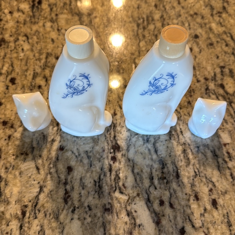 Vintage Avon White and Blue Cat Glass Cologne Bottles - Picture 3 of 6